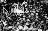 Elizabeth Gurley Flynn — Paterson 1913<br />iww.org